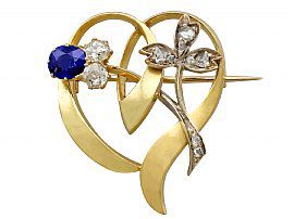 Victorian Sapphire Brooch in Yellow Gold