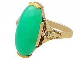 Antique Chrysoprase Ring in Yellow Gold
