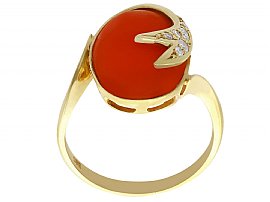 Coral Ring in Gold