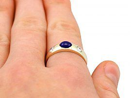vintage cabochon sapphire ring