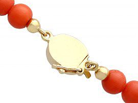 Vintage Coral Necklace Yellow Gold