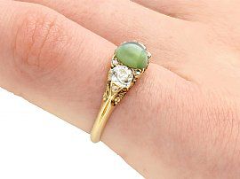 cats eye ring in yellow gold