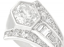 1930s Diamond and Platinum Ring