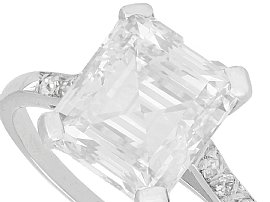 Close up GIA Diamond image