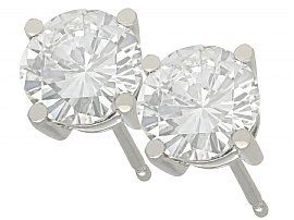2 carat diamond stud earrings