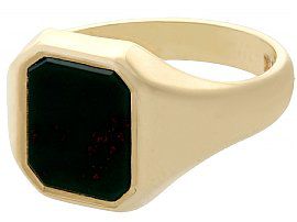 1970s Signet Ring