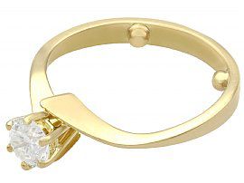 0.4 carat Diamond Ring Yellow Gold Vintage