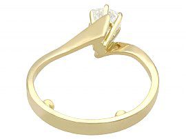 vintage solitaire gold ring