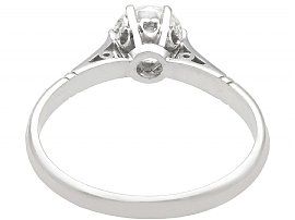 Round cut diamond ring engagement