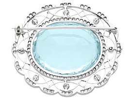 Antique Aquamarine Brooch in Platinum