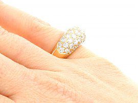 Vintage 18ct Gold Diamond Ring on finger