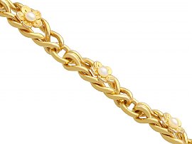 Gold Antique Pearl Bracelet 