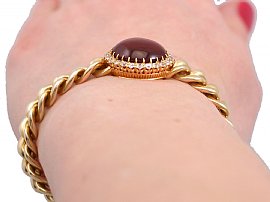 Antique Garnet Bracelet wearing image