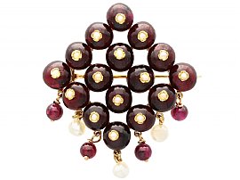 9.50ct Garnet and Pearl, 15ct Yellow Gold Brooch - Antique Circa 1910