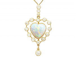 5.48 ct Opal and 2.91ct Diamond, 15 ct Yellow Gold Heart Pendant - Antique Circa 1910