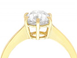 Diamond Ring in Yellow Gold