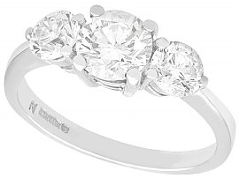 Round Brilliant Cut Diamond Trilogy Ring
