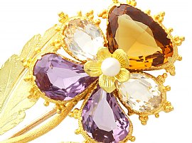 Gemstone and Gold Pansy Brooch Close Up 