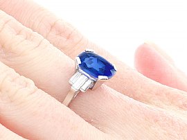 Sapphire Ring in Vintage Art Deco Style