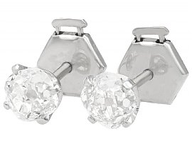 Round Diamond Stud Earrings UK 