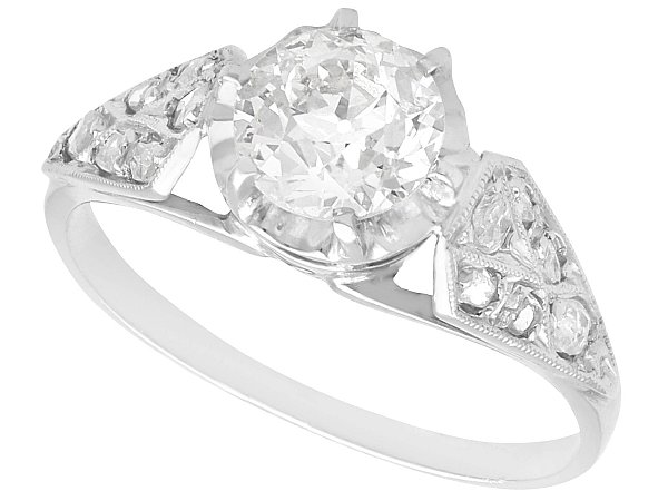 Solitaire Engagement Ring with Diamond Shoulders