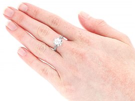 8 Claw Diamond Solitaire Ring 