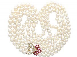 3 Strand Pearl Necklace Vintage