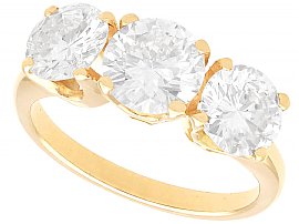 Trilogy Diamond Ring Yellow Gold