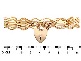 1920s Bracelet in Yellow Gold