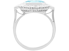Dress Ring with Aquamarine and Diamonds