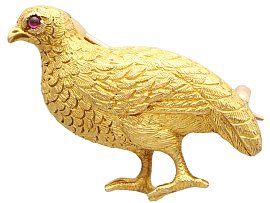 Victorian Bird Brooch in 18ct Yellow Gold