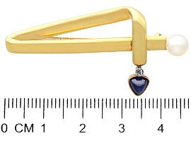 Brooch Measurement