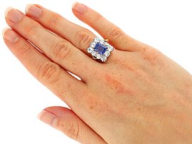 Yellow Gold Antique Sapphire Ring Wearing