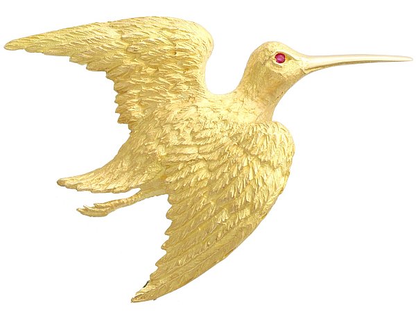 Vintage Bird Brooch in Gold for Sale