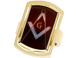 Vintage Masonic Ring with Agate in Yellow Gold
