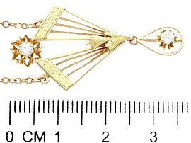 Gold Pendant with Diamonds