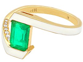 emerald and diamond twist ring