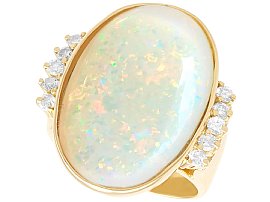 Vintage 8.72ct Opal and 0.28ct Diamond Ring in Yellow Gold