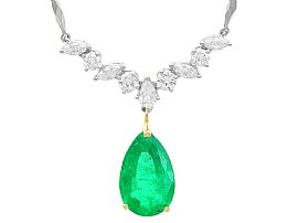 Vintage Pear Cut 4.18ct Colombian Emerald and 1.10ct Diamond Necklace 