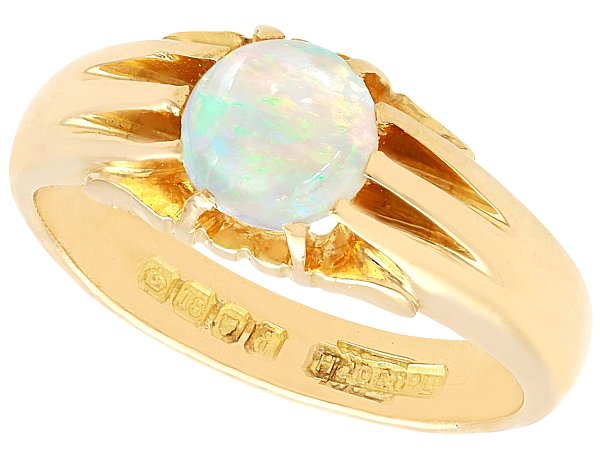 Gents Opal Ring in Yellow Gold