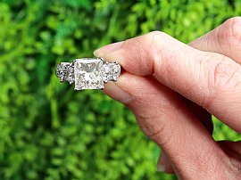 4 Carat Princess Cut Diamond Ring Outside