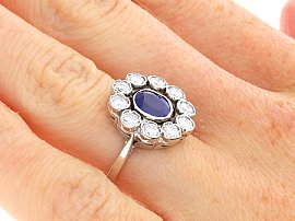 1950s Blue Sapphire Ring in White Gold Wearing