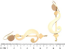 Unusual Gold Antique Earrings size