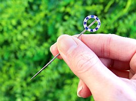 Antique Sapphire Brooch Pin for Sale