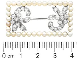 Rectangular Brooch with Pearls and Diamonds Report Card