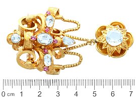 Gold Victorian Brooch with Gemstones
