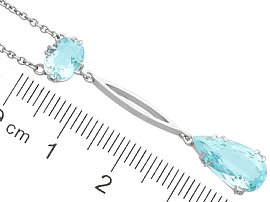 Aquamarine Drop Pendant in White Gold size