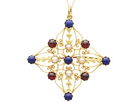 Victorian 3.40ct Garnet, 4.00ct Sodalite and Pearl, 18ct Yellow Gold Pendant/Brooch