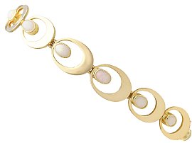 Antique 2.65ct Opal Bracelet in 15ct Yellow Gold