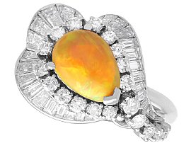 Vintage 1.48ct Opal and 3.03ct Diamond Ring